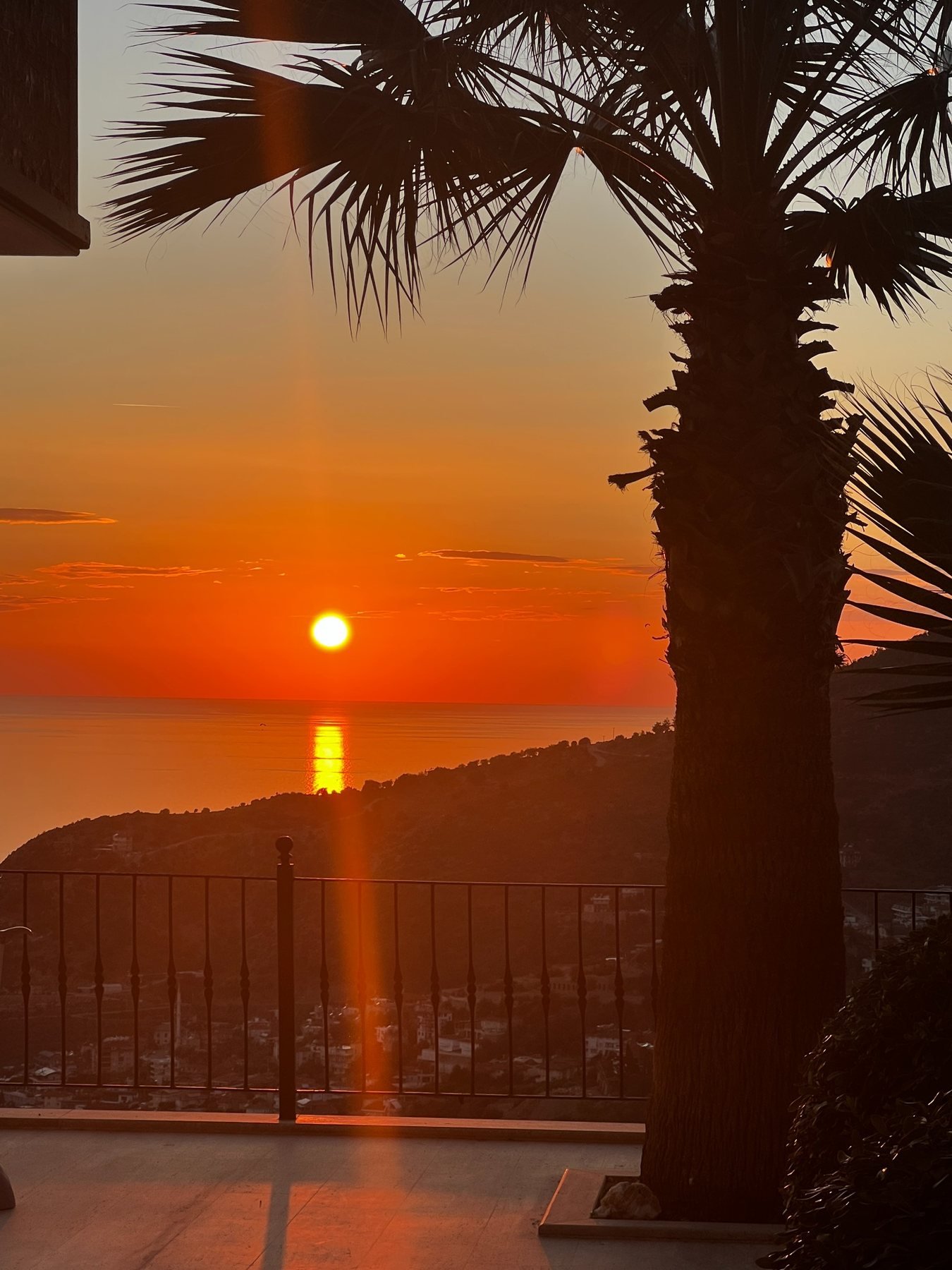 Sonnenuntergang Mittelmeer von der Villa in Alanya Bektaş